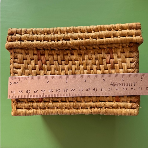 Handwoven Western Square Storage Basket with Lid - Picture 10 of 10